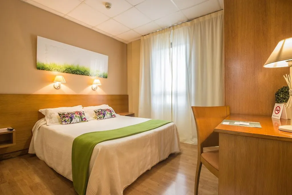 Hotel Casa Jacinto Pamplona بورلاذا