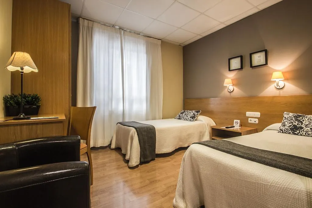 Hotel Casa Jacinto Pamplona 2*, Burlada