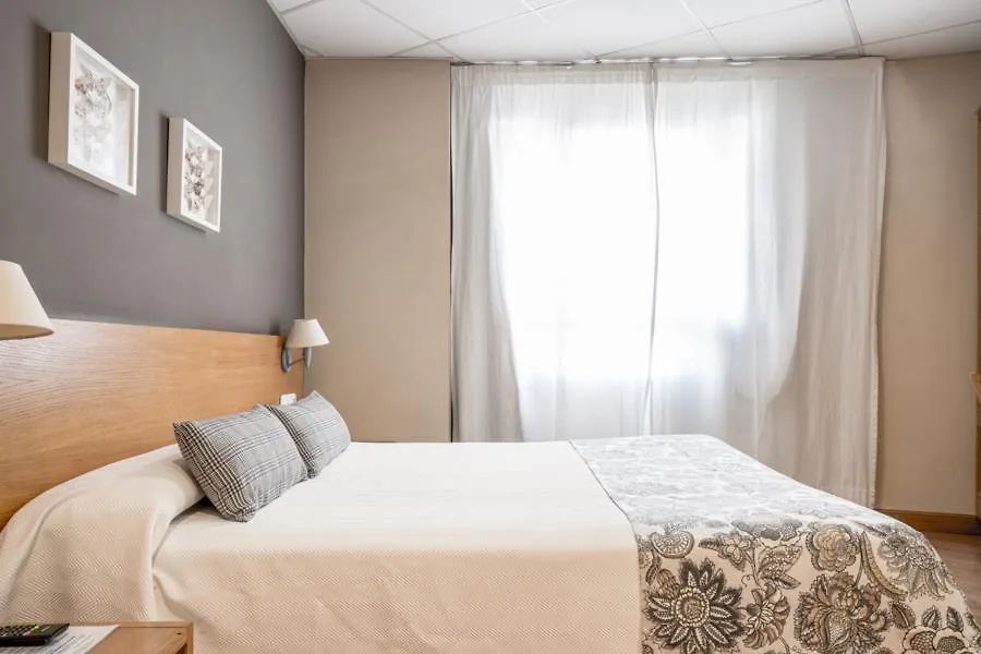 Hotel Casa Jacinto Pamplona 2*, Burlada